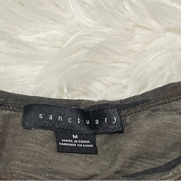 SANCTUARY Camouflage Short Sleeve Top - Picture 2 of 7